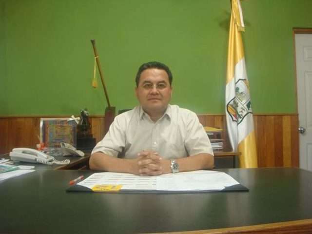Alcalde Víctor Figueroa